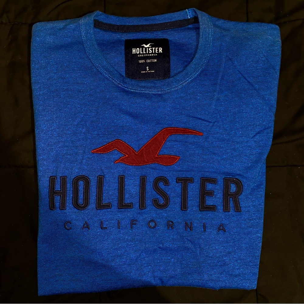 Hollister California T-shirt